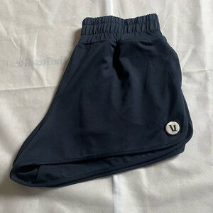 Vuori micro mesh short in navy